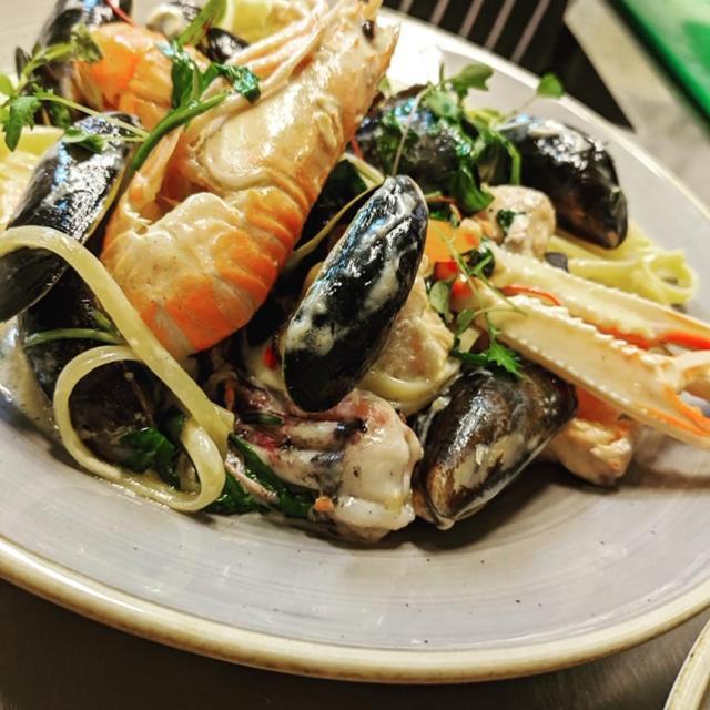 Port Charlotte Hotel 외부 사진